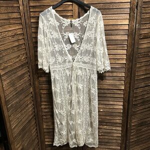NEW 25 South Lace housecoat